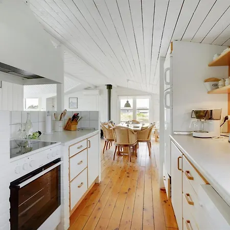 בית נופש Dreng - 800m From The Sea By Interhome