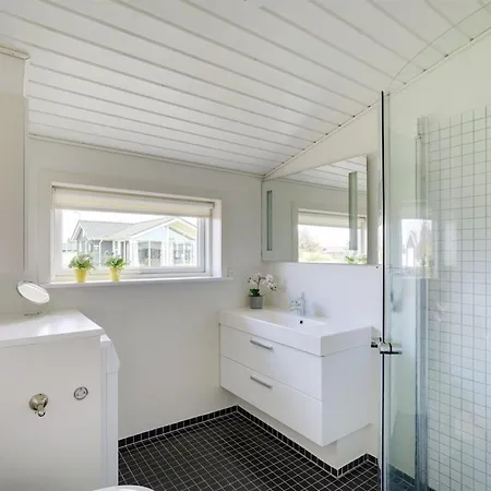 בית נופש Dreng - 800m From The Sea By Interhome *