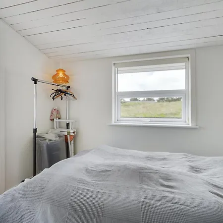 Dreng - 800m From The Sea By Interhome